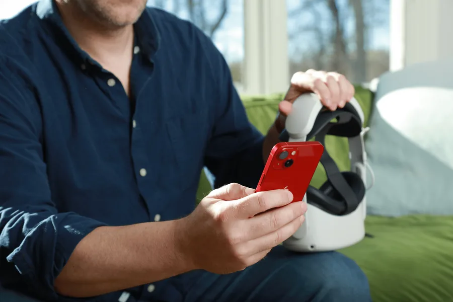 Kokomo setup with a compatible smartphone and VR headset.